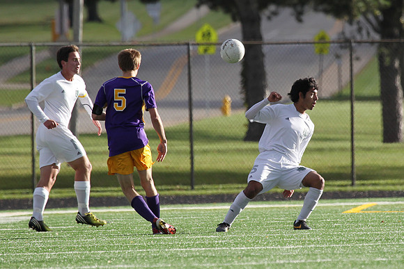 Boylan Varsity Boys Soccer vs Hononegah Regional Final 10-26-2013-4684
