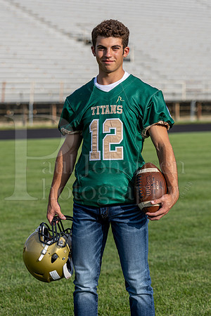 Nick Davenport Senior Images 8-4-2022-0007