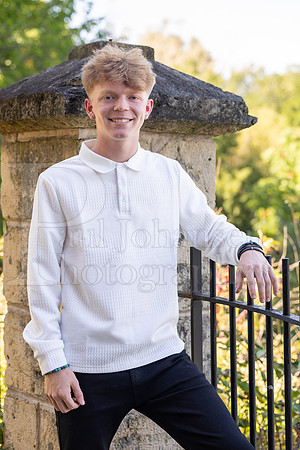 Ryder McCauley Senior Images 9-21-2024-1710