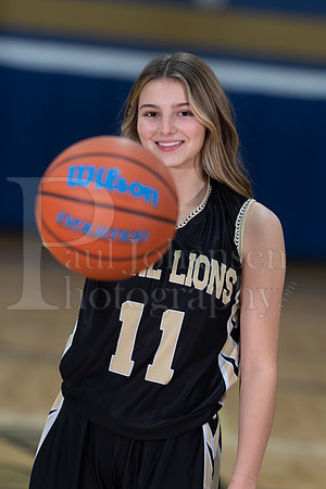 RC Basketball Seniors Banner Shoot 12-2-2021-0247