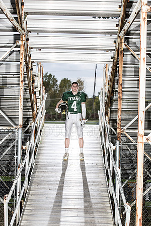 Boylan Varsity Seniors Football Shoot 10-3-2016-0029