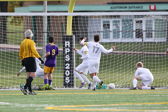 Boylan Varsity Boys Soccer vs Hononegah Regional Final 10-26-2013-4722