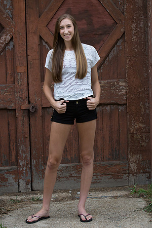 Margaret Horihan Senior Images 8-31-2013-0811