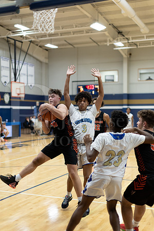 Rockford Christian Boys Varsity Basketball vs Winnebago 12-3-2022-0129
