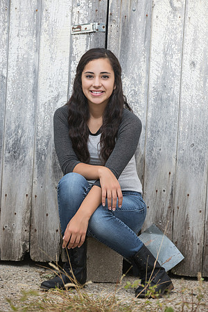 Emily Bergez Senior Images 8-10-2014-0678_PE