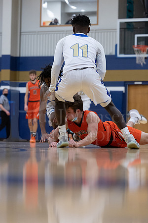 RC Boys Varsity Basketball vs Winnebago 1-29-2022-0109