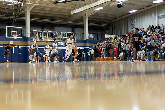 Rockford Christian Boys Varsity Basketball vs Winnebago 12-3-2022-0481