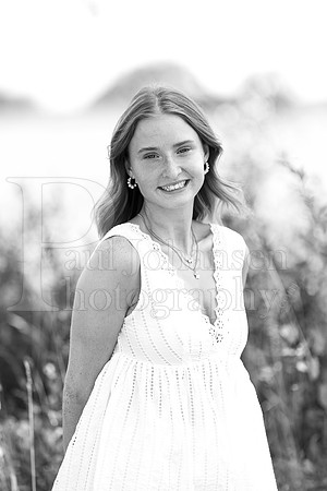 Marley Flynn Senior Images 8-11-2024-0160