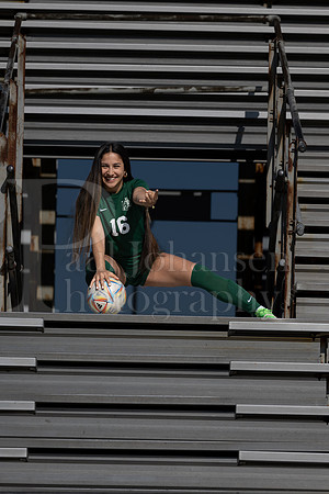 Boylan Varsity Girls Soccer Team and Senior Shoot 4-25-2024-0257