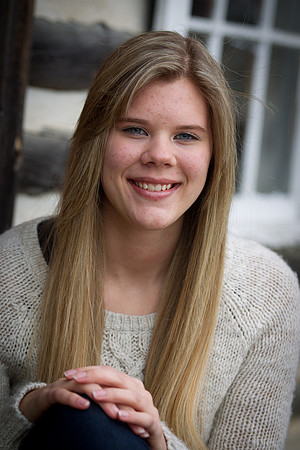 Emily Nylen Senior Images-5126