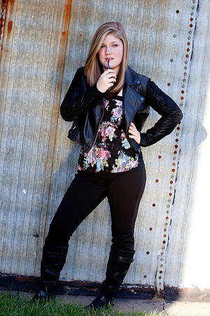 Sammy Bretl Senior Image-1151