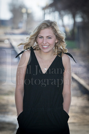 Annie Cyrs Senior Images 4-24-2018-0076