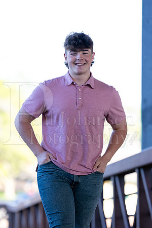 Jayden Vecchione Senior Images 5-3-2024-0185