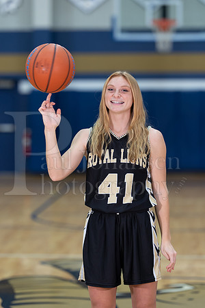 RC Basketball Seniors Banner Shoot 12-2-2021-0175