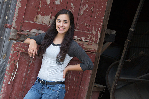 Emily Bergez Senior Images 8-10-2014-0646