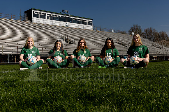 Boylan Varsity Girls Soccer Team and Senior Shoot 4-25-2024-0074