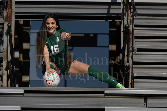 Boylan Varsity Girls Soccer Team and Senior Shoot 4-25-2024-0261