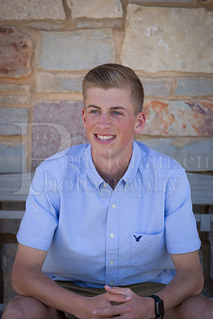 Bramdon Ancona  Senior Images 4-17-2016-0025
