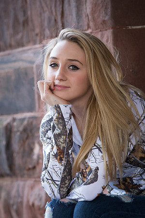 Shannon Garthwaite Senior Images 3-16-2015-0406