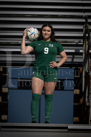 Boylan Varsity Girls Soccer Team and Senior Shoot 4-25-2024-0230
