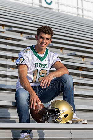 Nick Davenport Senior Images 8-4-2022-0121