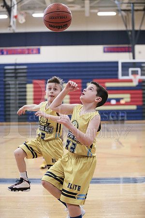 Rockford Elite Basketball vs JR Purgolders 2-24-2019-0328