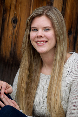 Emily Nylen Senior Images-5123