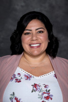Alma Zamora Portraits 9-20-2024-0007