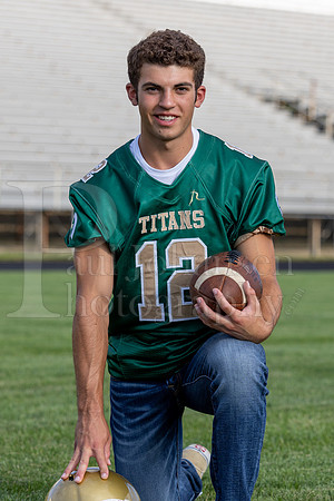 Nick Davenport Senior Images 8-4-2022-0037