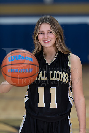 RC Basketball Seniors Banner Shoot 12-2-2021-0227