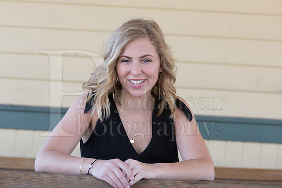Annie Cyrs Senior Images 4-24-2018-0045