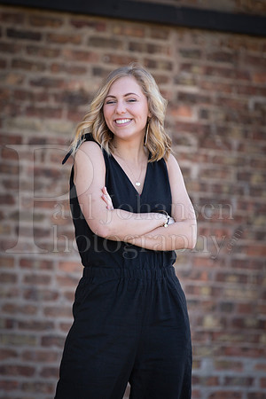 Annie Cyrs Senior Images 4-24-2018-0149