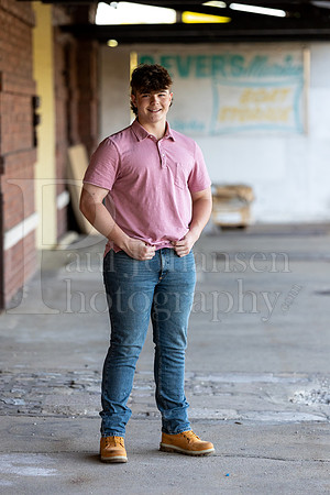 Jayden Vecchione Senior Images 5-3-2024-0235