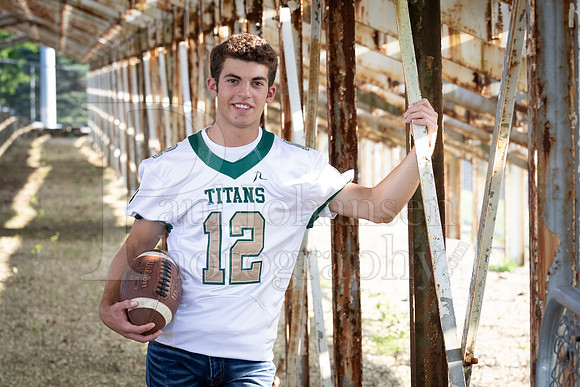 Nick Davenport Senior Images 8-4-2022-0149