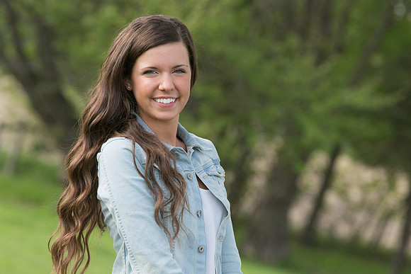 Alyssa Evett Senior Images 5-18-2014-3932