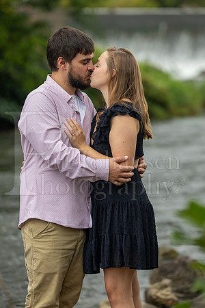 Nicole and Jake's Engagement Photos 9-22-2024-0172