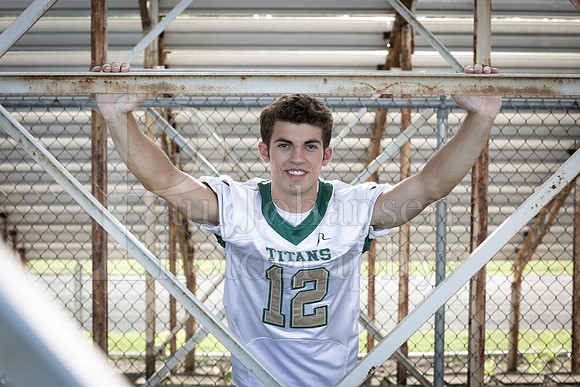 Nick Davenport Senior Images 8-4-2022-0091